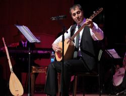 A.Ü'de Türkü Şöleni